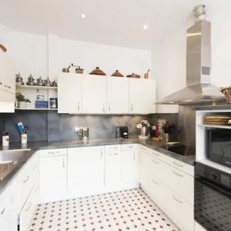 Veeve - Elegance Near Batignolles * Paris