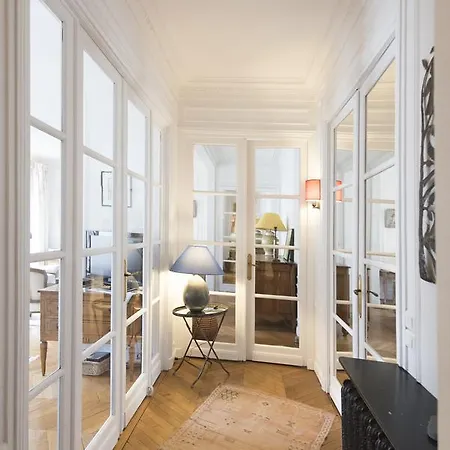 Apartment Veeve - Elegance Near Batignolles *